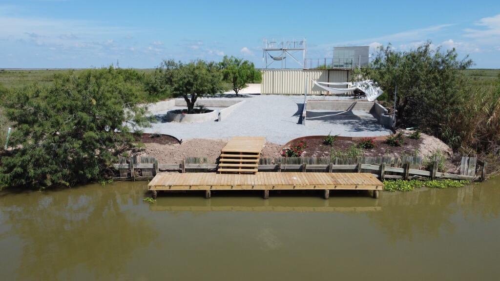 Rocket Ranch Outpost viewing site on the Rio Grande